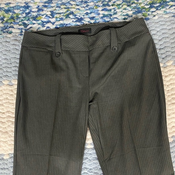 Rekucci Gray Pinstripe Trousers- Women’s 18 - Picture 3 of 10